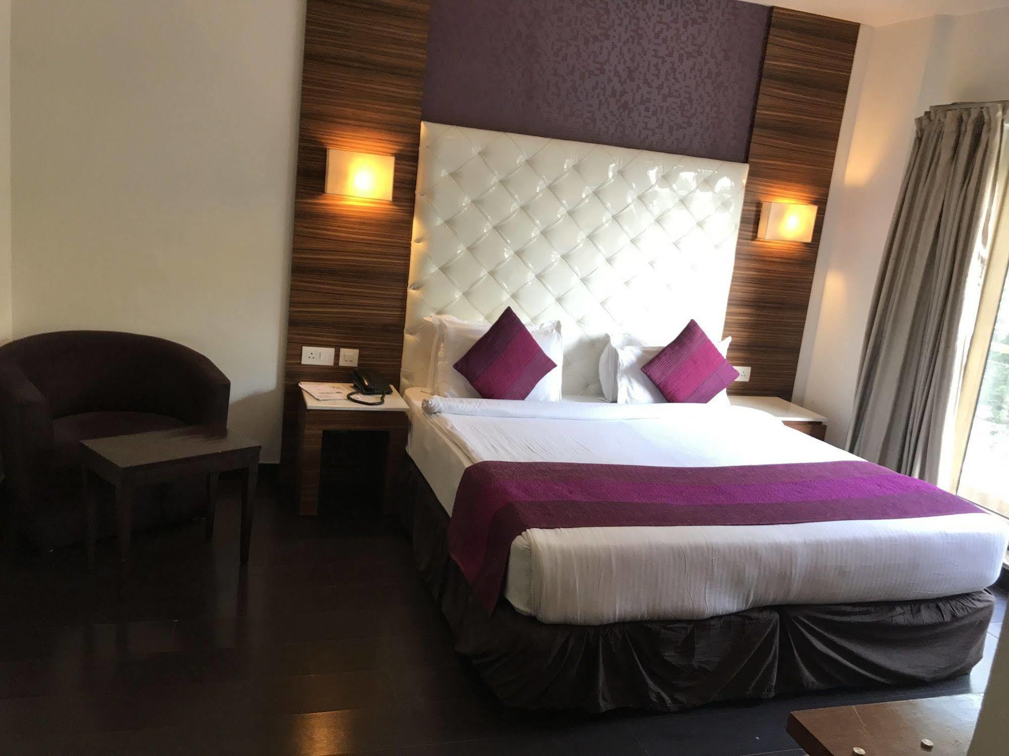 Hotel Ivory 32 Nové Dillí Exteriér fotografie